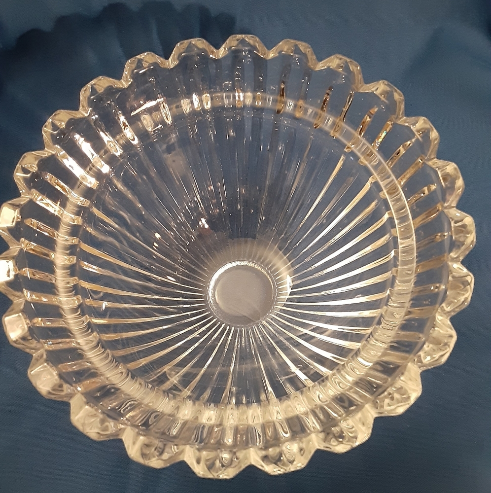 Small Glass Candy/Trinket Dish Clear Glass Cut Out Edges App 2.5" Tall & 4.25" A